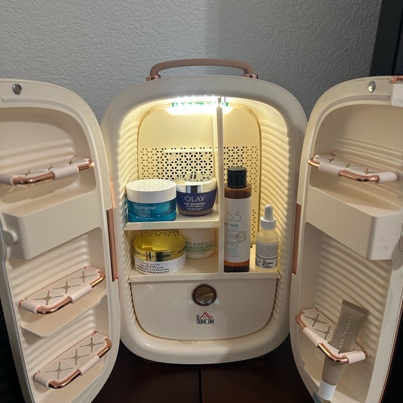 Portable Skincare Beauty Fridge - Picture 9 of 9